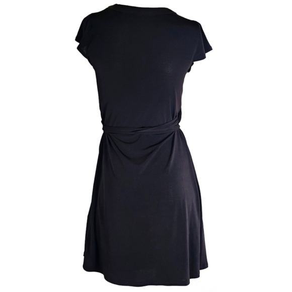 Kenneth Cole New York Black Surplice V-Neck Wrap Dress, EUC, size Small - Picture 2 of 4